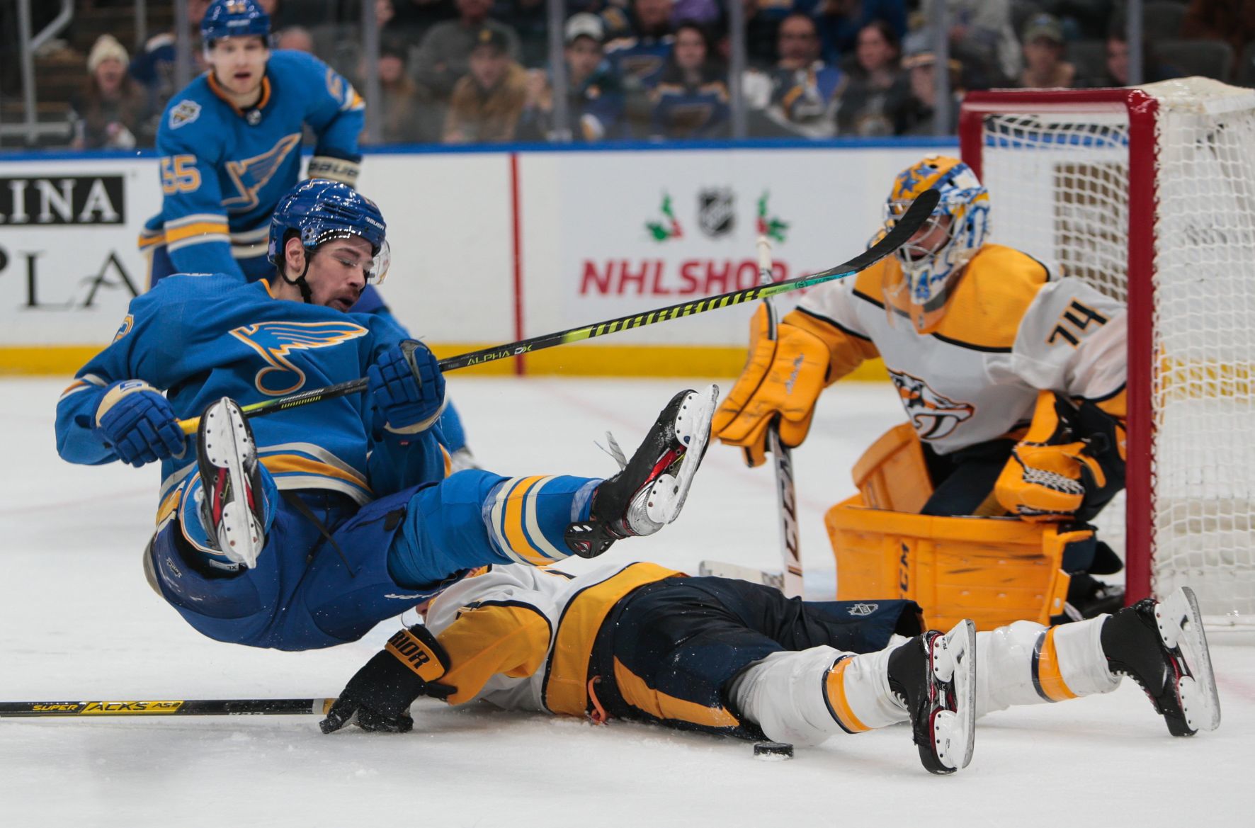 Blues take on Predators at the Enterprise Center